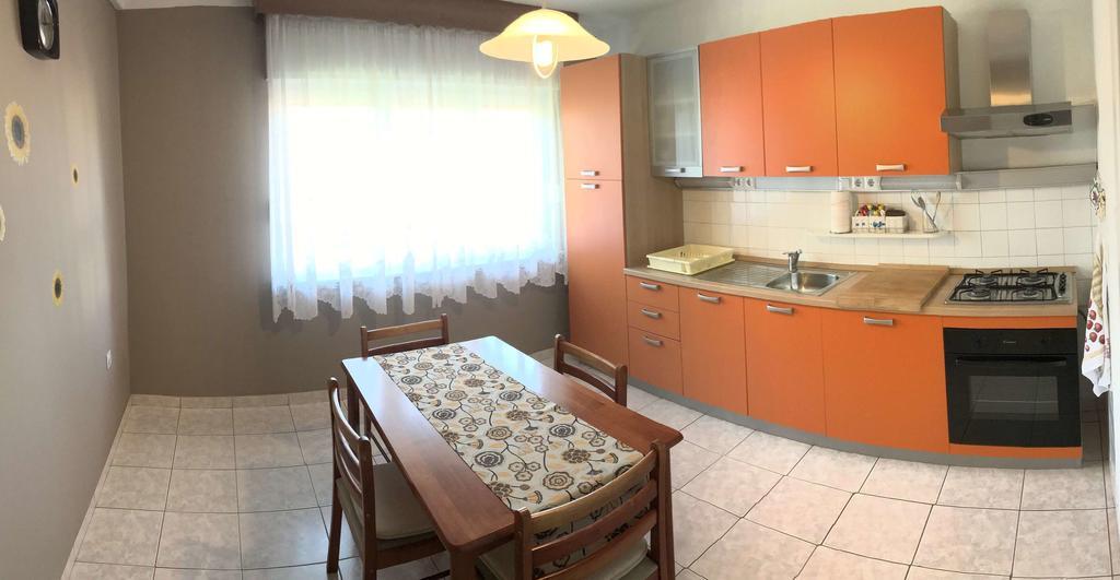 Luka Apartman Póla Kültér fotó